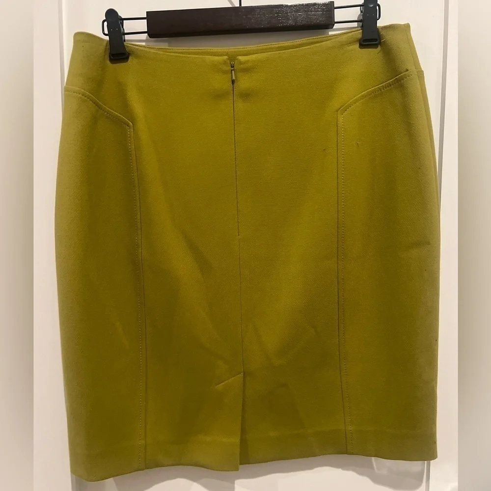 Semantiks skirt olive/ green size 12P (EUC) minimalist midi